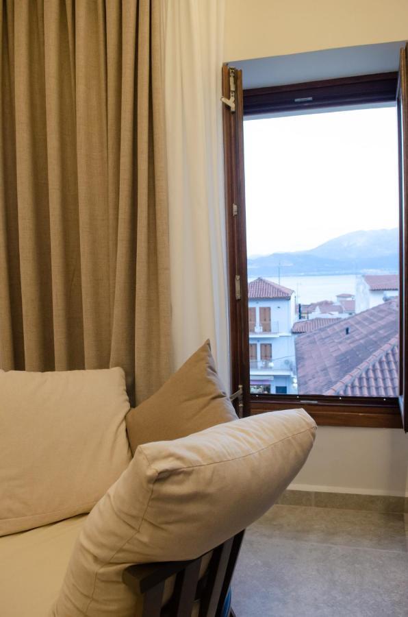 Leone Suites Nafpaktos Exterior foto